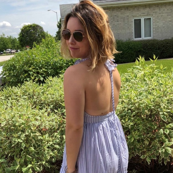 Meet your Posher, Amber - Picture 1 of 1